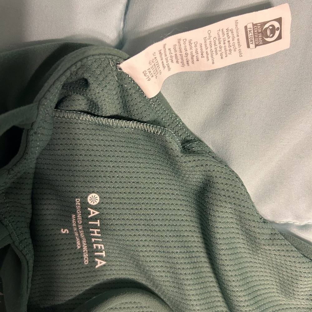 Athleta D-DD Hyper Focused Bra in Powervita (SMALL) - Picture 5 of 9